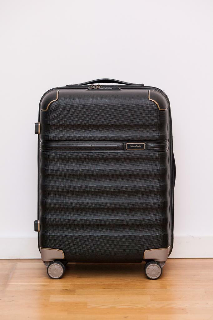 samsonite black label suitcase